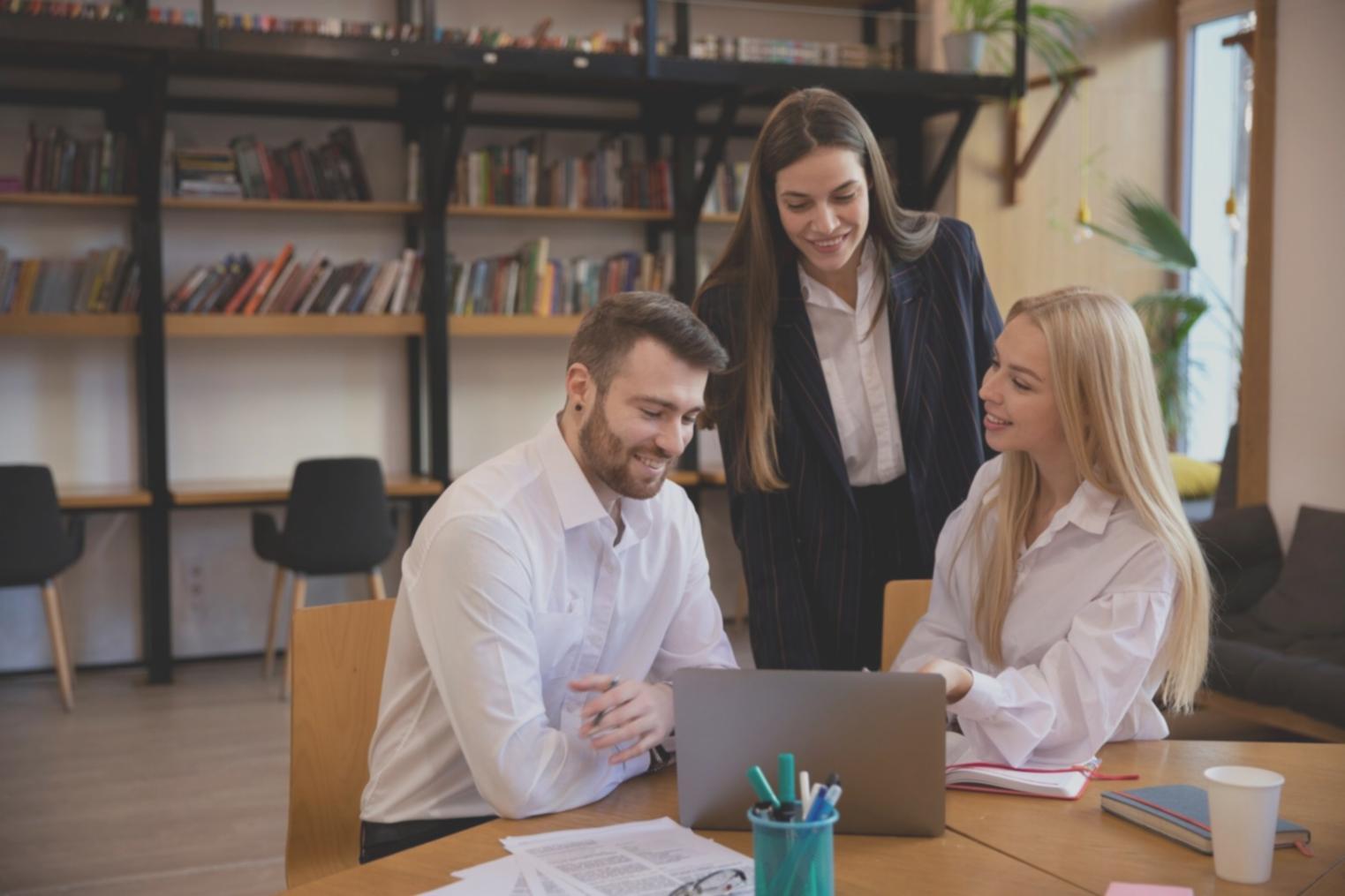 Detailansicht moderner Editing-Workstation